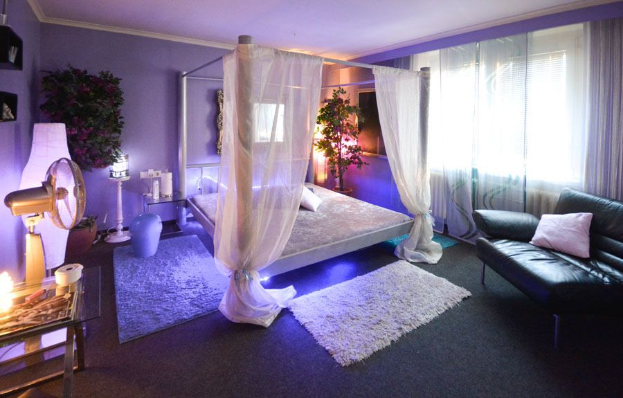 Romantische Himmelbett-Suite